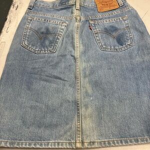 Women’s vintage Levi skirt
